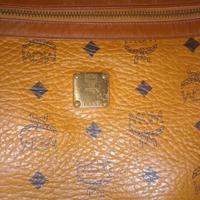 MCM CLUTCH 