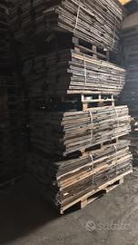 Spondine parietali in legno