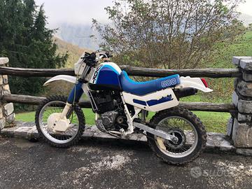 Suzuki DR 600 - 1984