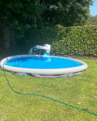Piscina gonfiabile cirolcare