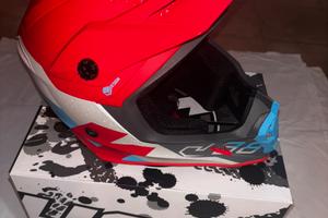 Casco JUST1 J38