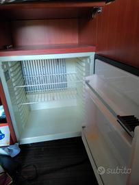 Mini frigo bar