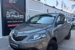Lancia Ypsilon 1.0 FireFly 5 porte S&S Hybrid Gold