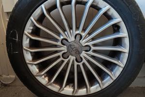 4 Cerchi Audi con pneumatici invernali