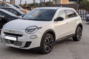 FIAT 600 HYBRID LA PRIMA DCT6 1.2cc 100cv SAFETY