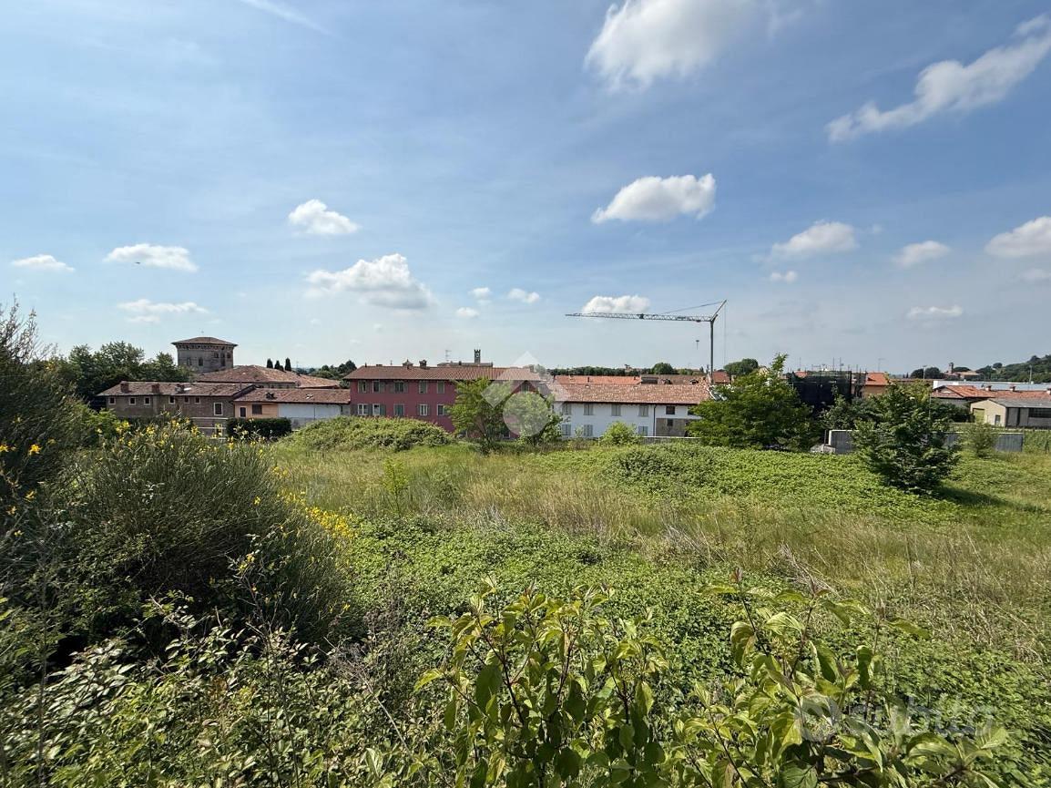 TER. RESIDENZIALE A ROVATO - Vista 5