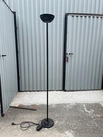 Lampade piantane da casa o ufficio
