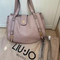 Borsa a spalla "It's me" Liu Jo color malva.