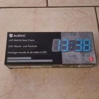 Orologio LED da parete e da tavolo