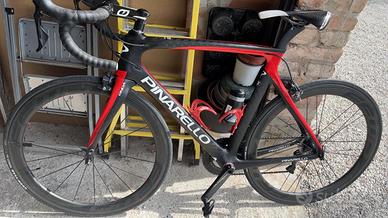 Bicicletta da corsa Pinarello