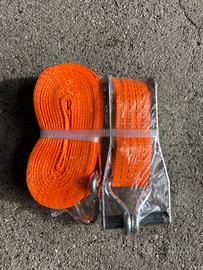 Cinghia di ancoraggio con cricchetto