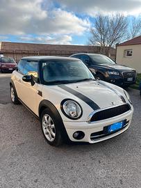Mini Cooper D 1600 - 110CV turbo diesel