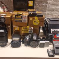 Reflex Nikon D3300 2 obiettivi 2 Batterie Flash ec