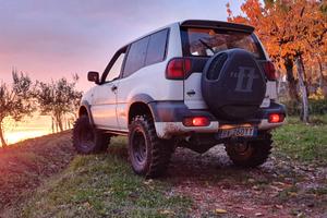 NISSAN Terrano II 2.7 tdi autocarro