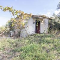 RUSTICO A PALOMBARA SABINA