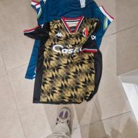 Maglie ufficiali del Bari 