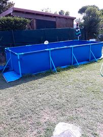 piscina per giardino