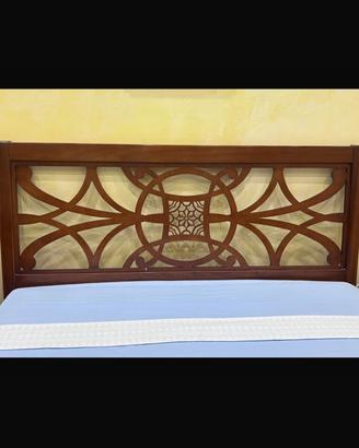 Letto matrimoniale in legno massello