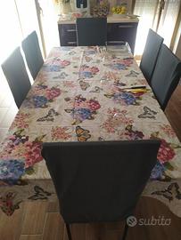 tavolo da pranzo in cristallo 