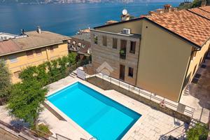 3 LOCALI A BRENZONE