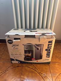 Macchina caffe lavazza jolie