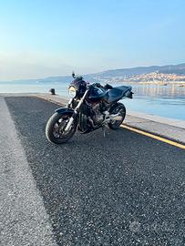HONDA HORNET 900