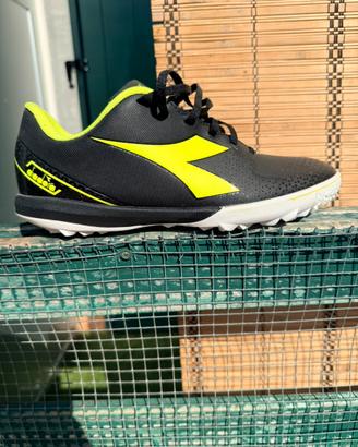 Scarpe calcetto