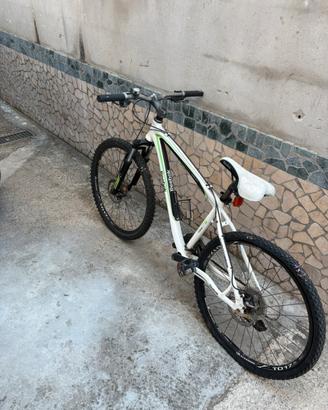 bicicletta per ragazzo della reebook
