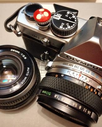 Olympus OM System Zuiko 50 f 1.8 Vivitar 28 f 2 8
