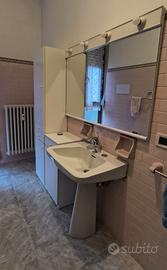MOBILI BAGNO CON SPECCHIERA