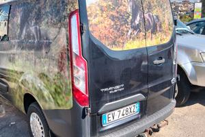 TRANSIT CUSTOM 6 POSTI CON GANCIO TRAINO ANNO 2014