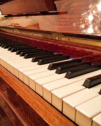 Pianoforte verticale  Jacob in radica noce