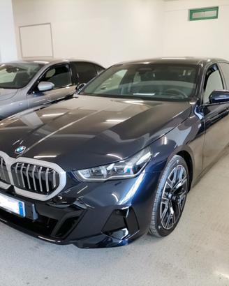 BMW Serie 5 520d 48V xDrive Msport