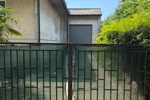 Garage ideale Camper/furgone/ camiocino a Canneto