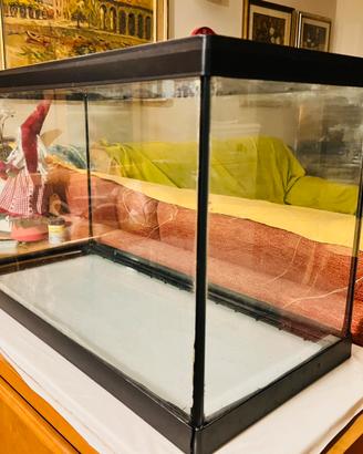 Acquario con filtro e accessori 70 litri