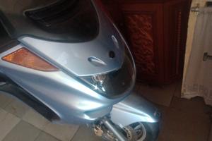 moto Yamaha Majesty 250