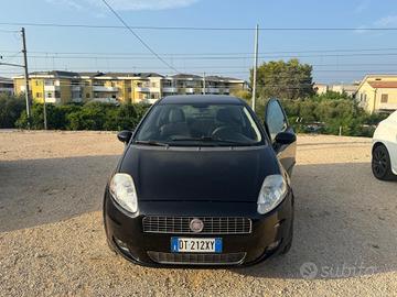 Fiat Punto 1.4 Metano 1.999€ PERMUTE