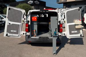 PEUGEOT EXPERT 1.5hdi ATTREZZATO