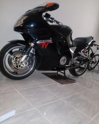 CBR xx 