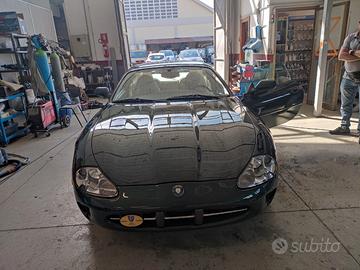 Jaguar XK8