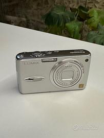 Fotocamera digitale Panasonic Lumix DMC-FX01