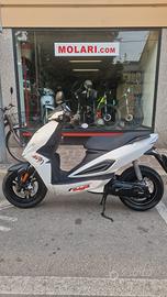 Malaguti Phantom F12R 50 LC Bianco 12-2010