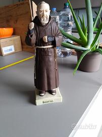 statua padre Pio