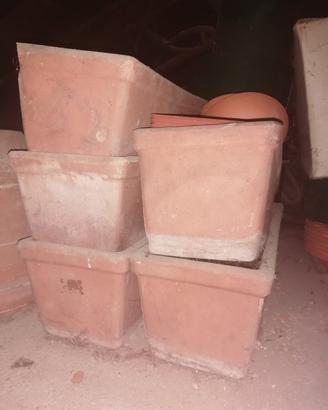 vasi per fiori o altro