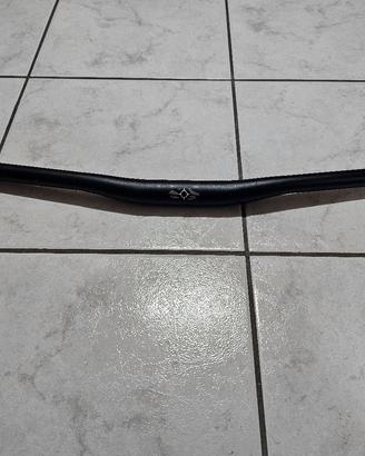 Manubrio MTB Riser Nero Opaco