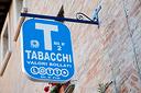 negozio-con-attivita-di-tabacchi