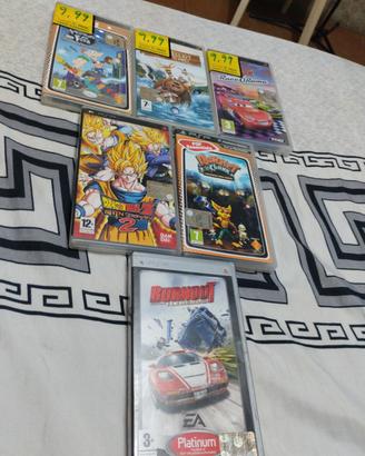 giochi psp prezzo trattabile  anche singolarmente 