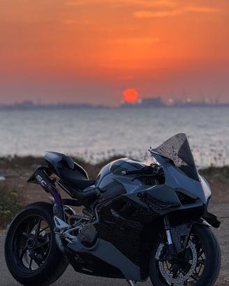 Ducati Panigale v4