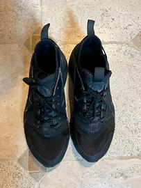 Nike Air Huarache Run Ultra nere
