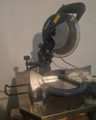 Troncatrice per legno e taglia legna da banco
